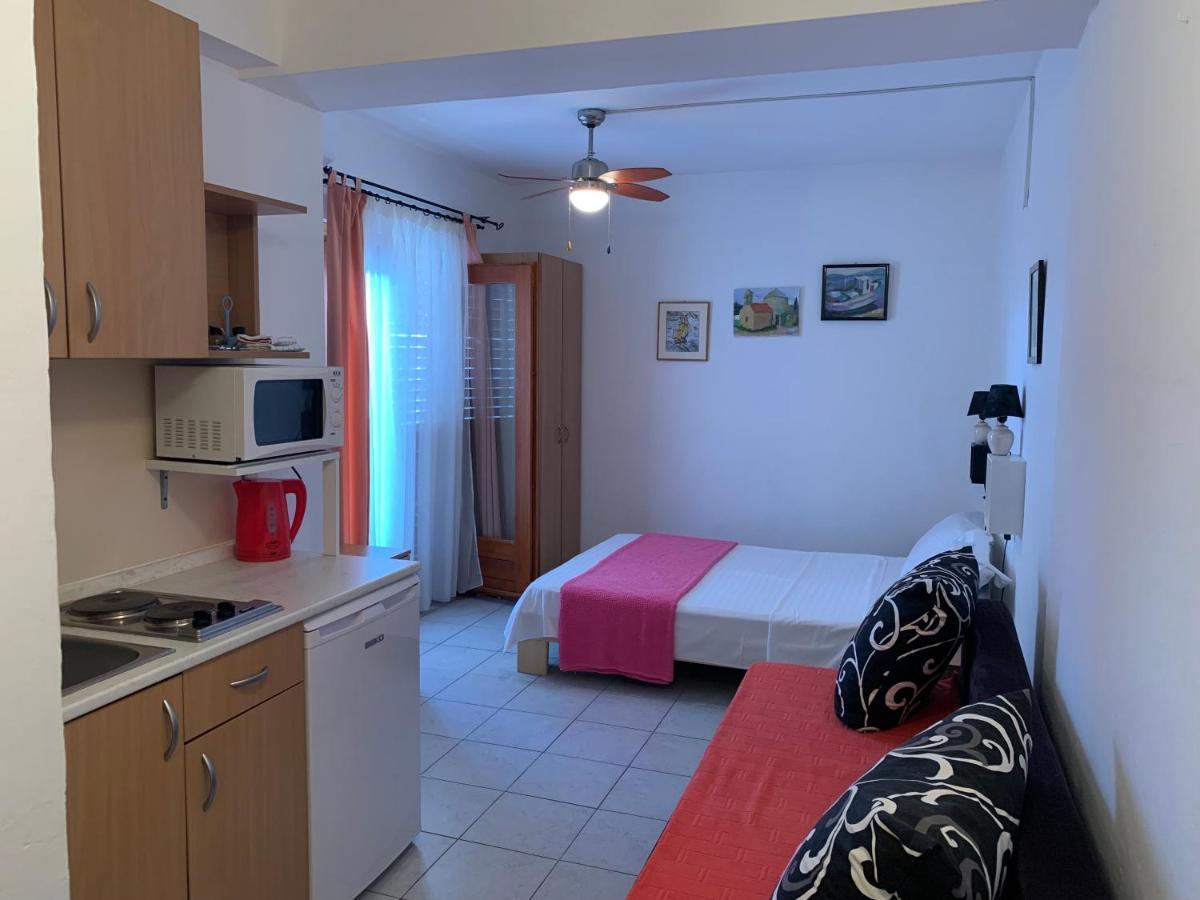 Apartments Rubis Рованьска Экстерьер фото